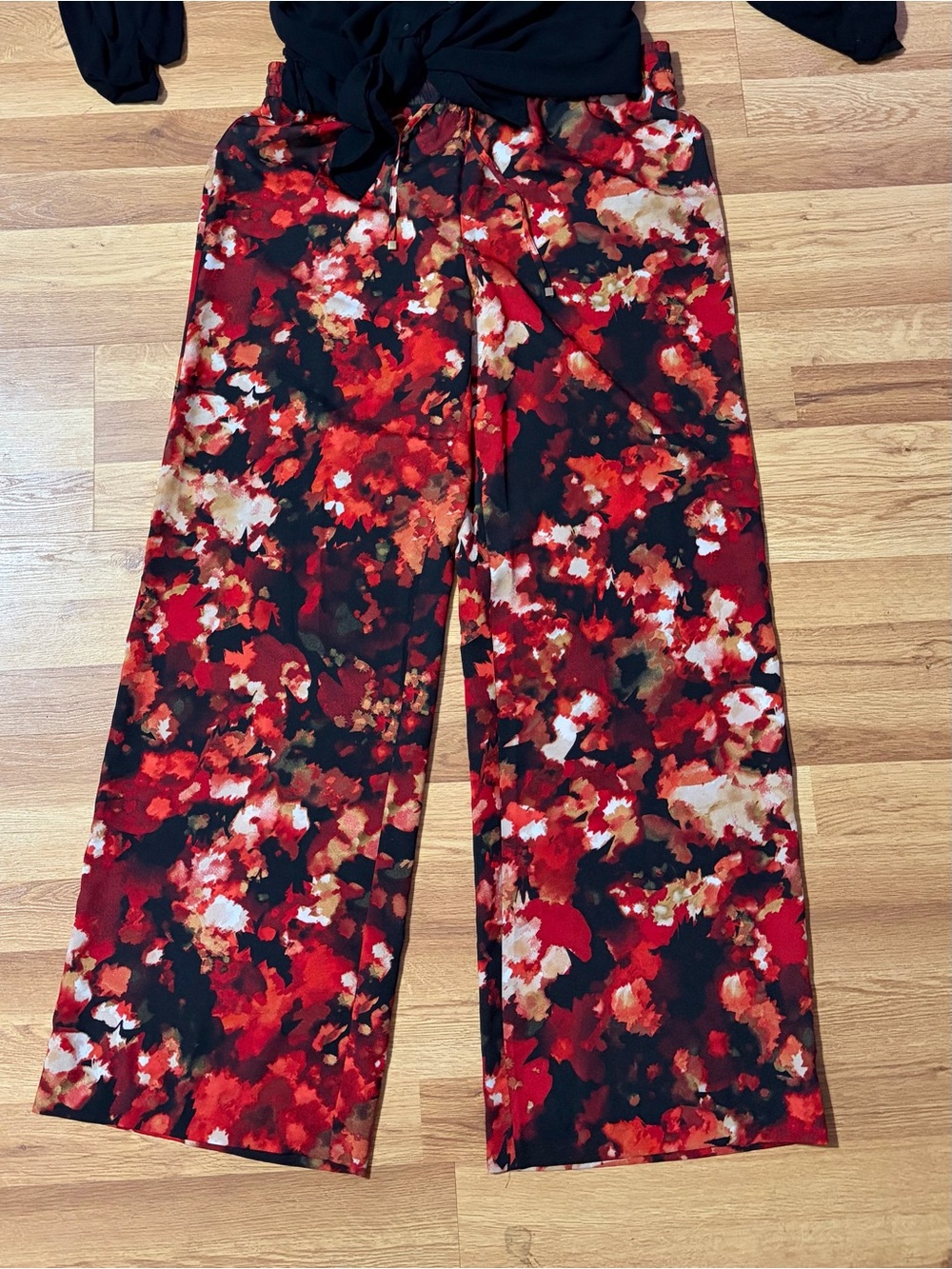 Calvin Klein Women’s Wide Leg Floral Pants - Abstract Career Business Casual - M